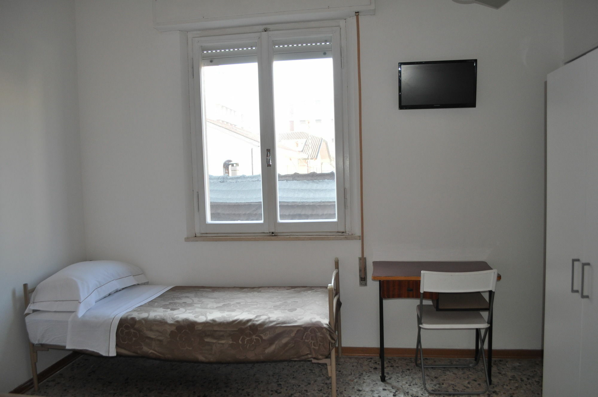 Hotel Urano Католика Екстериор снимка